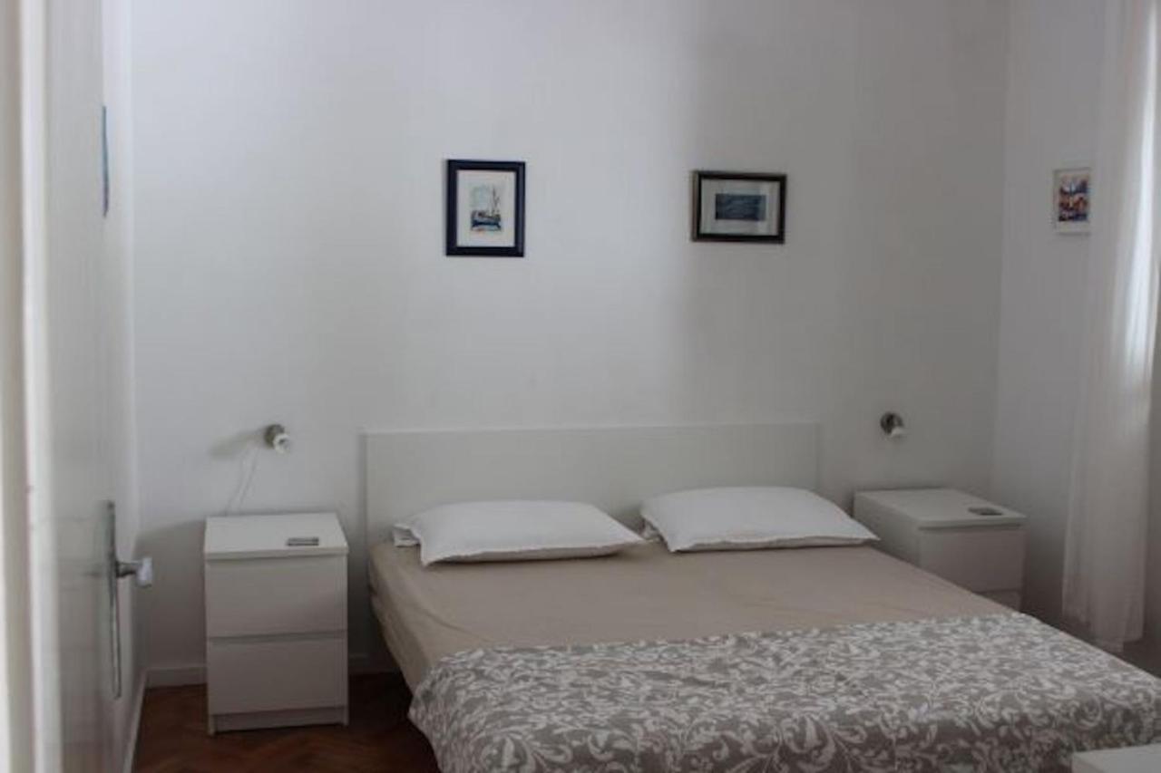 Apartment Jon Zuljana Ngoại thất bức ảnh