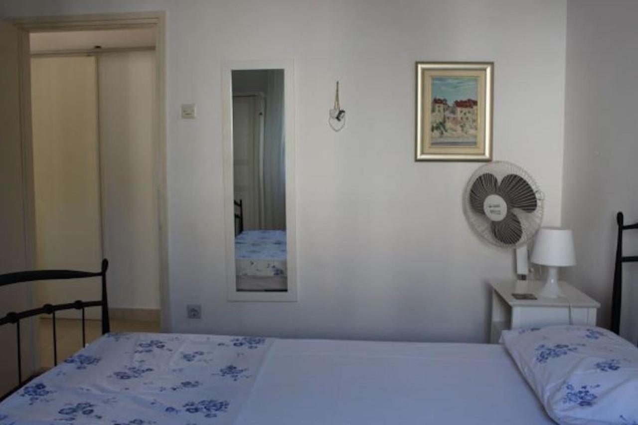 Apartment Jon Zuljana Ngoại thất bức ảnh